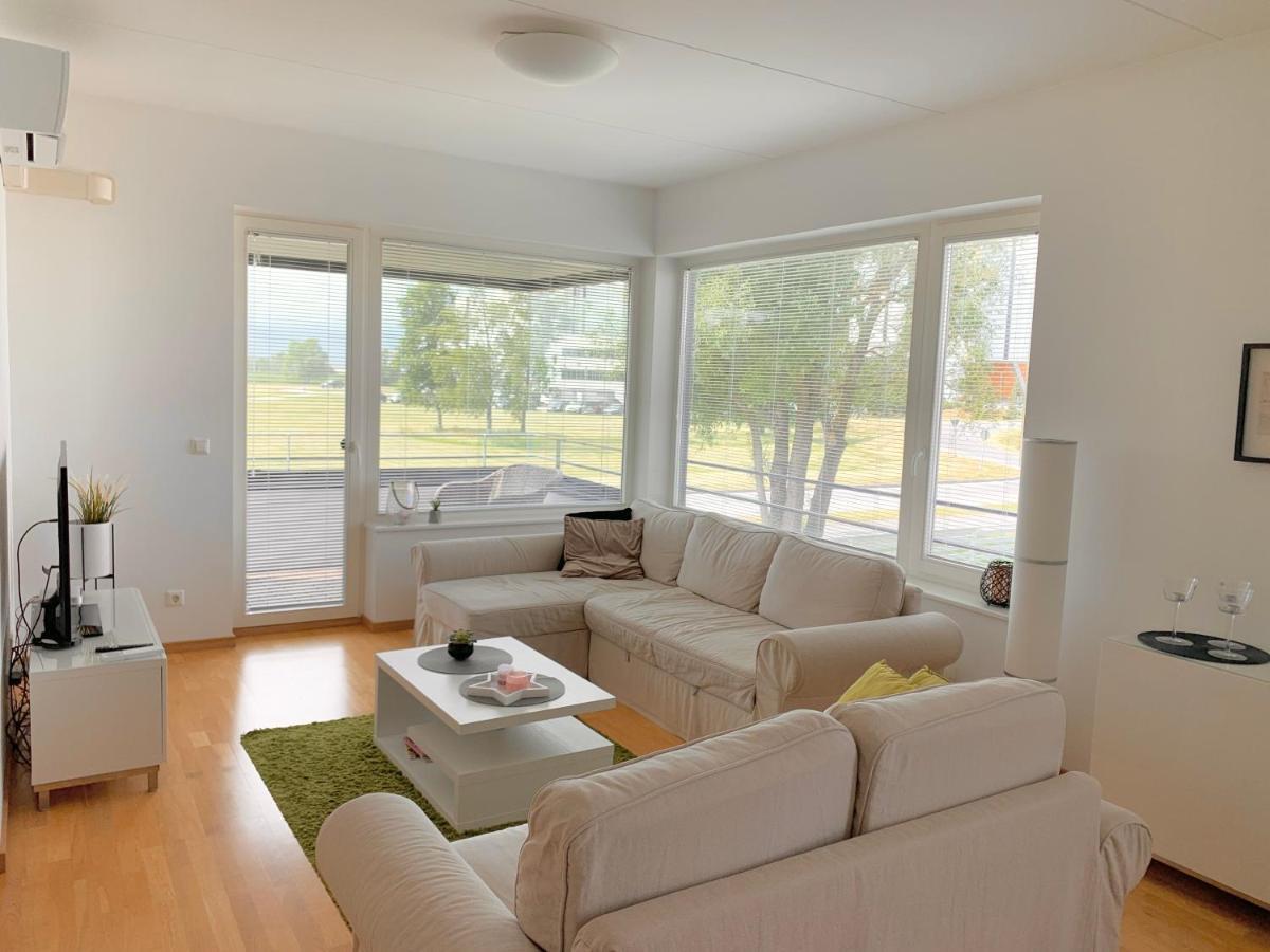 Papli Seaview Apartment Parnu Luaran gambar